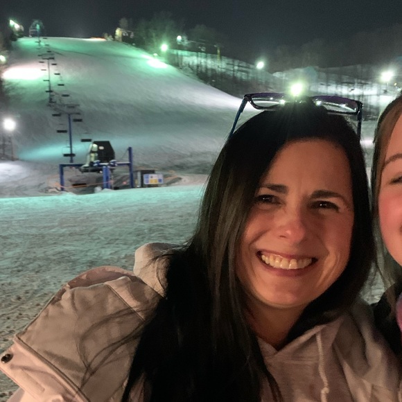 Meet your Posher, Kelly - Picture 1 of 1